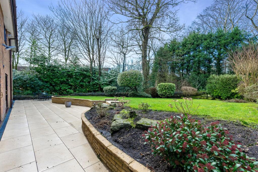 Additional image 35 of The Drays, New Hall Place, Heaton BL1 5 – A Spacious & Adaptable 5-Bed Home in Private Gated Setting