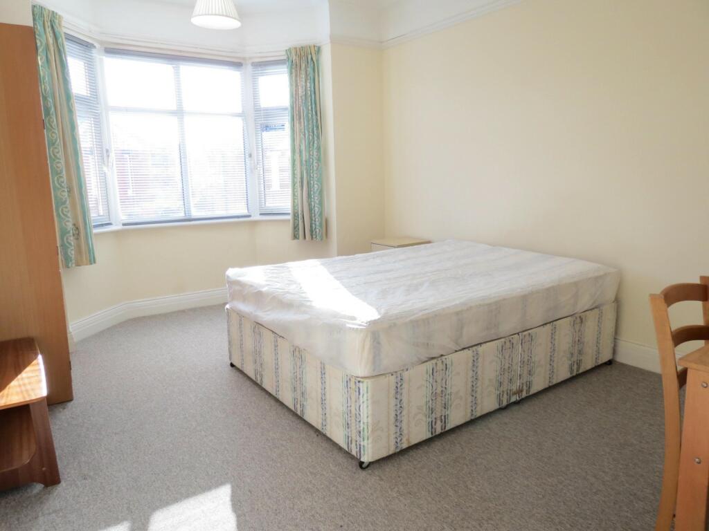 Additional image 8 of 5 bedroom Detached House in Charminster