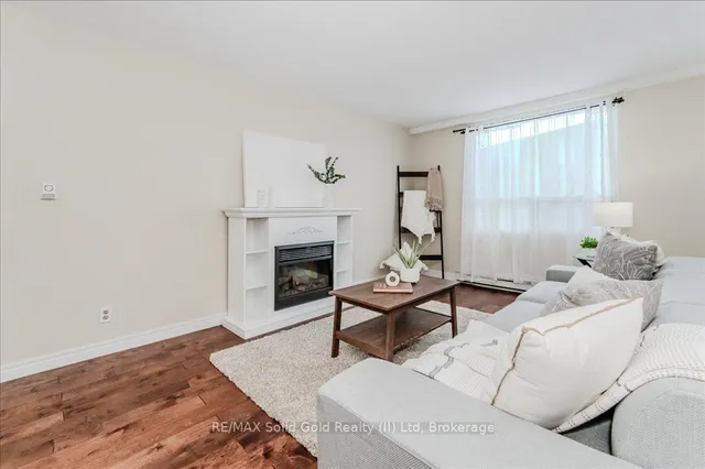 Additional image 11 of 18 Holborn Crt Unit 102