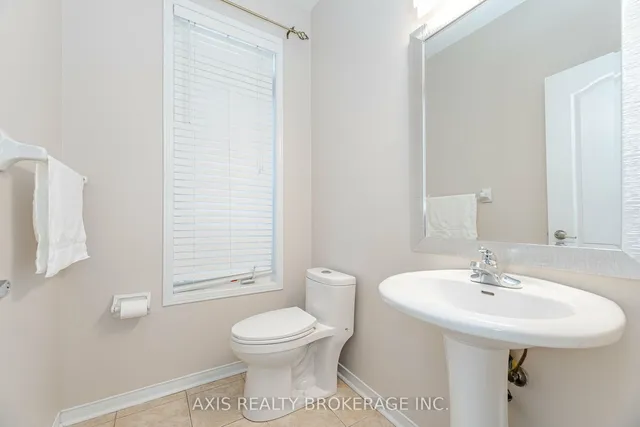 Additional image 21 of 25 Laurentide Cres