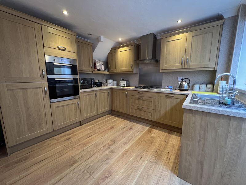 Additional image 15 of 34 Druids Green, Cowbridge, The Vale of Glamorgan CF71 7BP