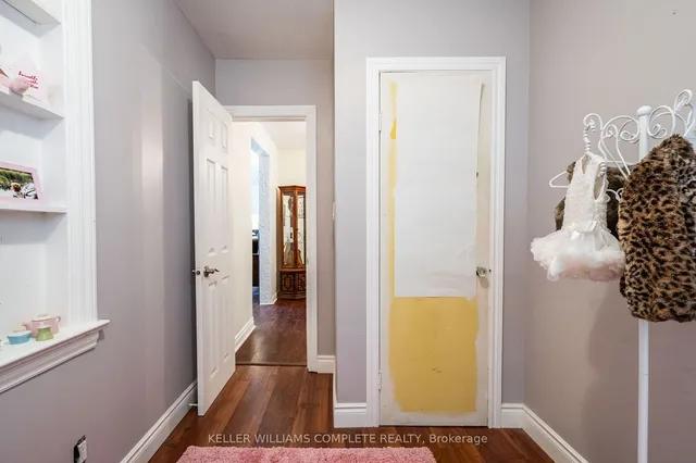 Additional image 20 of 520 Bridgman Ave