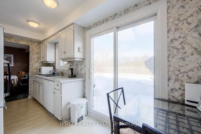 Additional image 13 of 2120 Rathburn Rd Unit 14