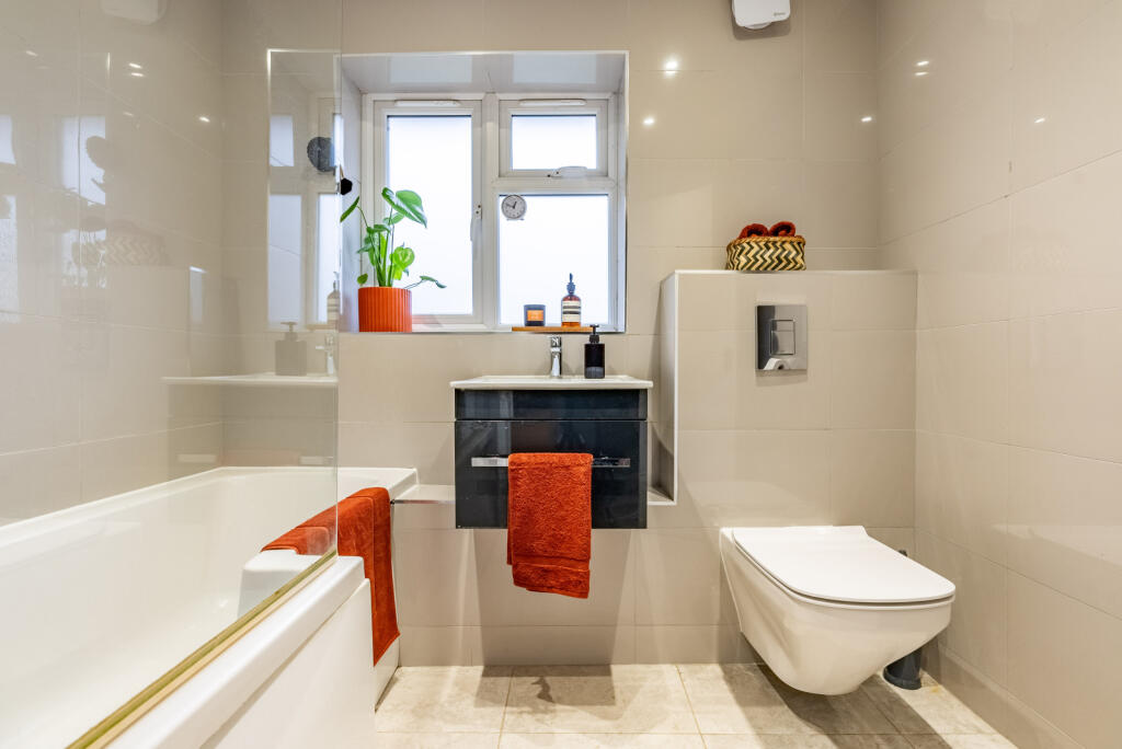 Additional image 18 of Nelson Avenue, St. Albans, Hertfordshire, AL1