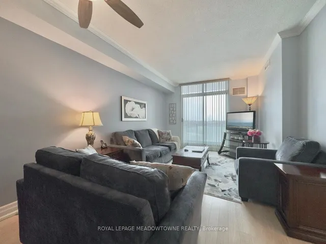 Additional image 12 of 100 John St Unit 403