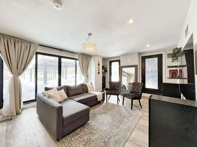 Additional image 38 of 6660 APPLEBY Line