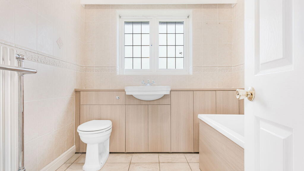 Additional image 16 of Becket Close, Four Oaks