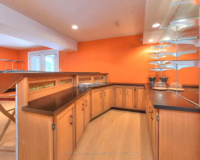 Additional image 40 of 105 Sabrina Cres