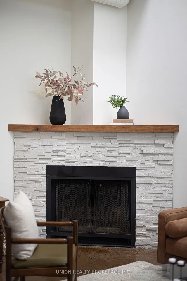 Additional image 3 of 6 Bartlett Ave Unit 1