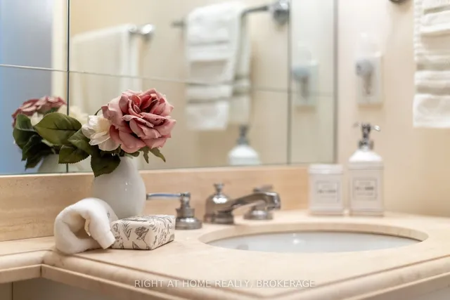 Additional image 18 of 18 Beverley St Unit 703