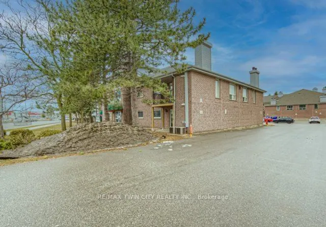Additional image 5 of 3085 Kingsway Dr Unit 44