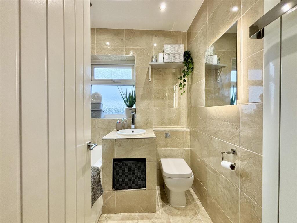 Additional image 14 of Roper Lane, Queensbury, Bradford