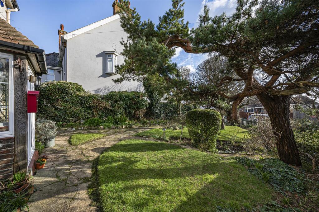 Additional image 29 of Bramber Road, SEAFORD