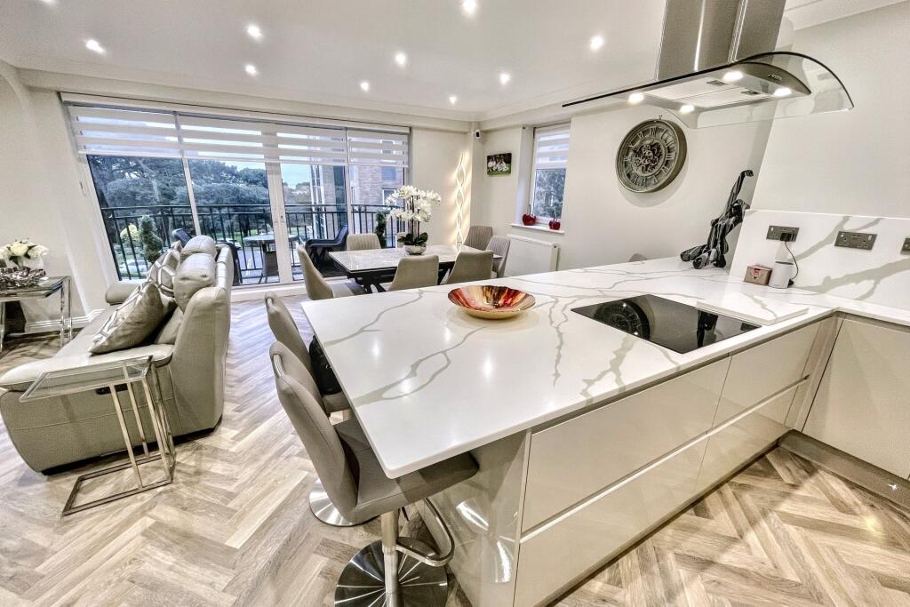 Additional image 20 of East Cliff