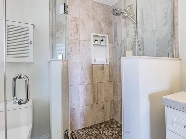 Additional image 26 of 51 Robertson Davies Dr