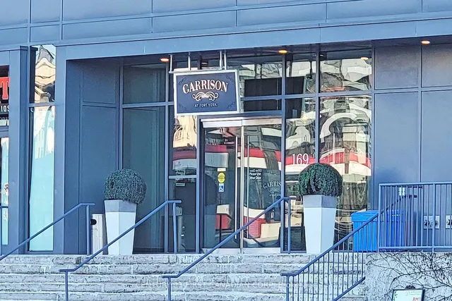 Additional image 9 of 169 Fort York Blvd Unit 519