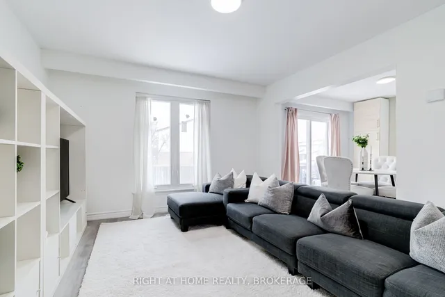 Additional image 30 of 703 Briar Cres