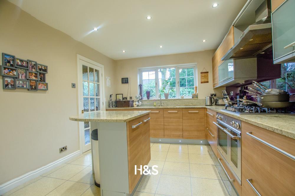 Additional image 4 of Boningale Way, Dorridge, Solihull