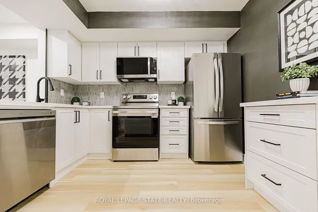 Additional image 11 of 16 Laidlaw St Unit 909