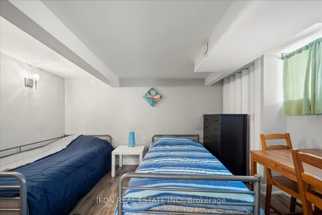 Additional image 18 of 82 Heman St