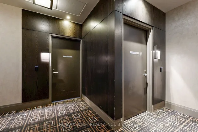 Additional image 36 of 17 Zorra St Unit 905