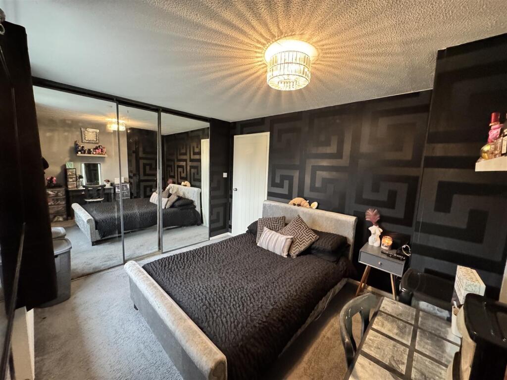 Additional image 5 of Tulip Walk, Birmingham