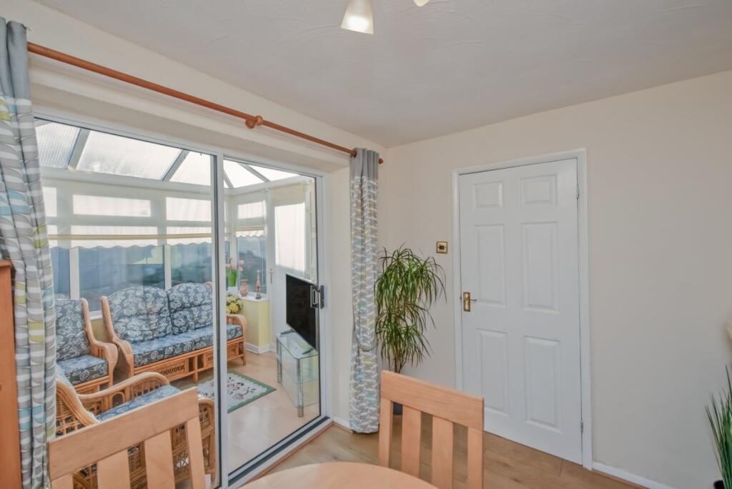 Additional image 11 of Butts Hill, Gomersal, Cleckheaton, BD19