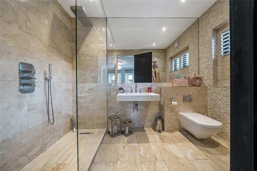 Additional image 34 of Park Avenue, Farnborough Park, Orpington