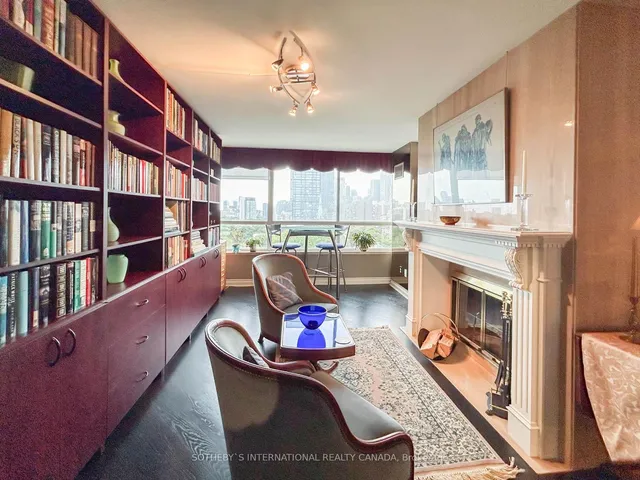 Additional image 17 of 130 Carlton St Unit 906