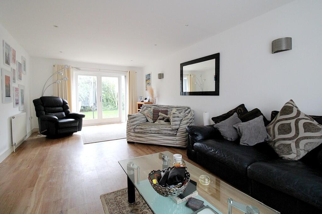 Additional image 9 of The Willows, Highfields Caldecote