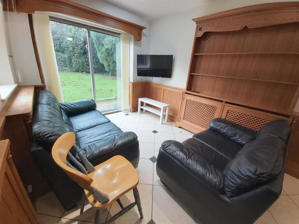 Additional image 10 of Eastern Road