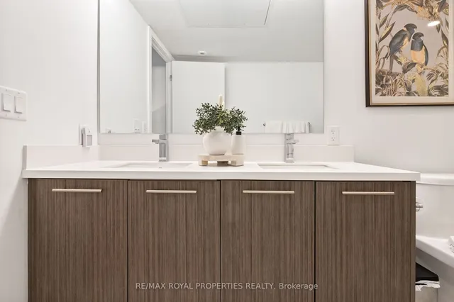 Additional image 26 of 264 Finch Ave Unit 11