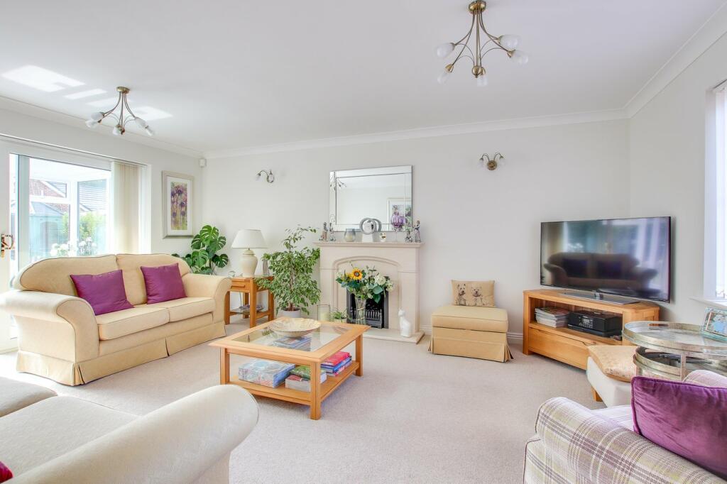 Additional image 8 of Smugglers Lane North, Highcliffe, Christchurch, BH23