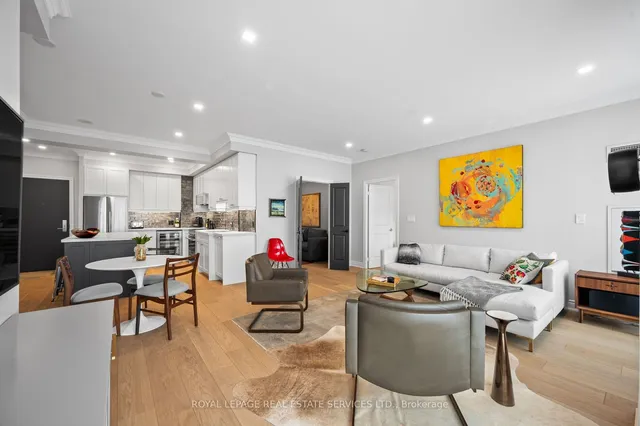 Additional image 11 of 25 Earlington Ave Unit #422