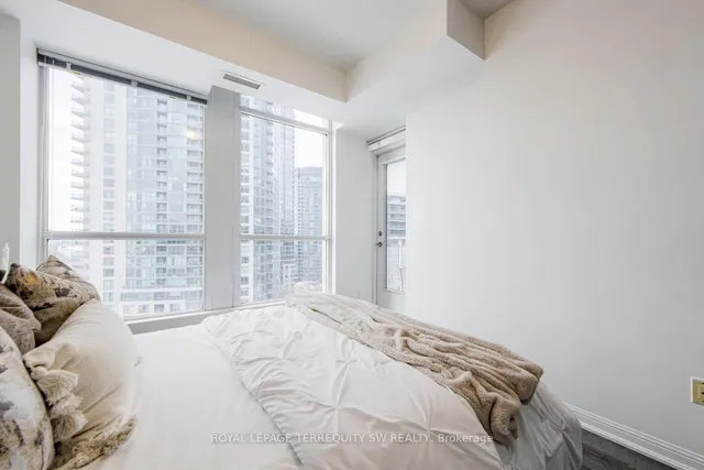 Additional image 18 of 628 Fleet St Unit 1203