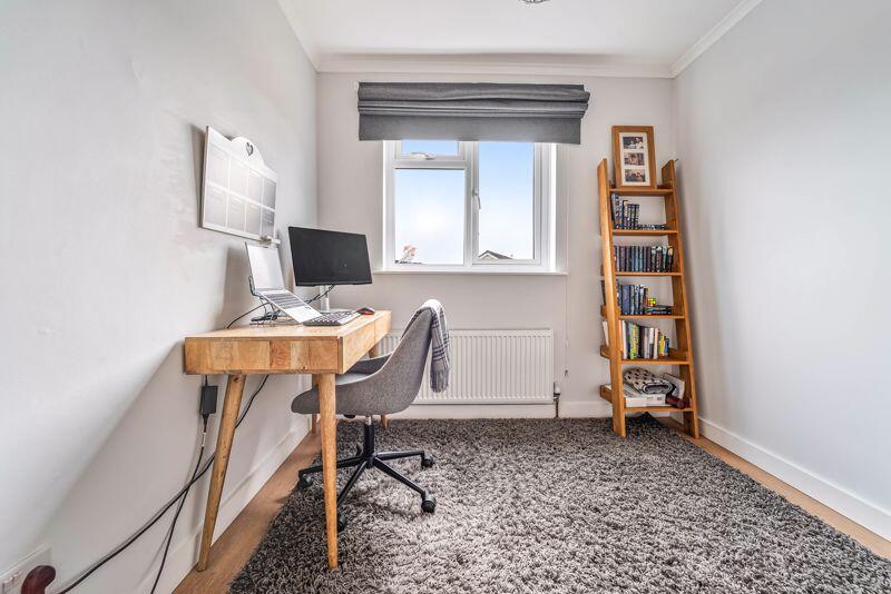 Additional image 19 of Pendlesham Gardens, Milton - TOP LOCATION