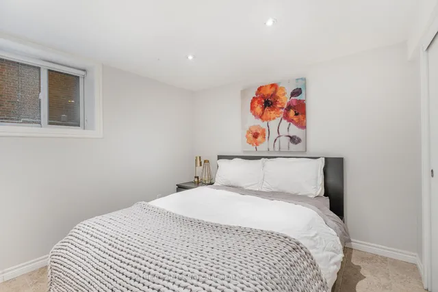 Additional image 25 of 38 Guthrie Ave