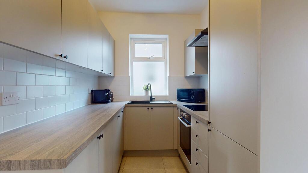 Additional image 8 of Newport Road, Pen-y-lan, Cardiff, CF24