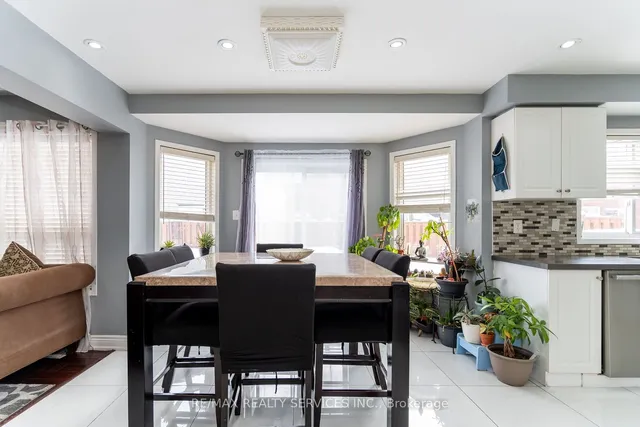 Additional image 15 of 55 Hiberton Cres