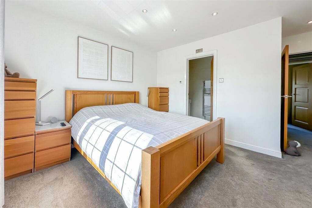 Additional image 19 of Woodfield Way, St. Albans, Hertfordshire, AL4