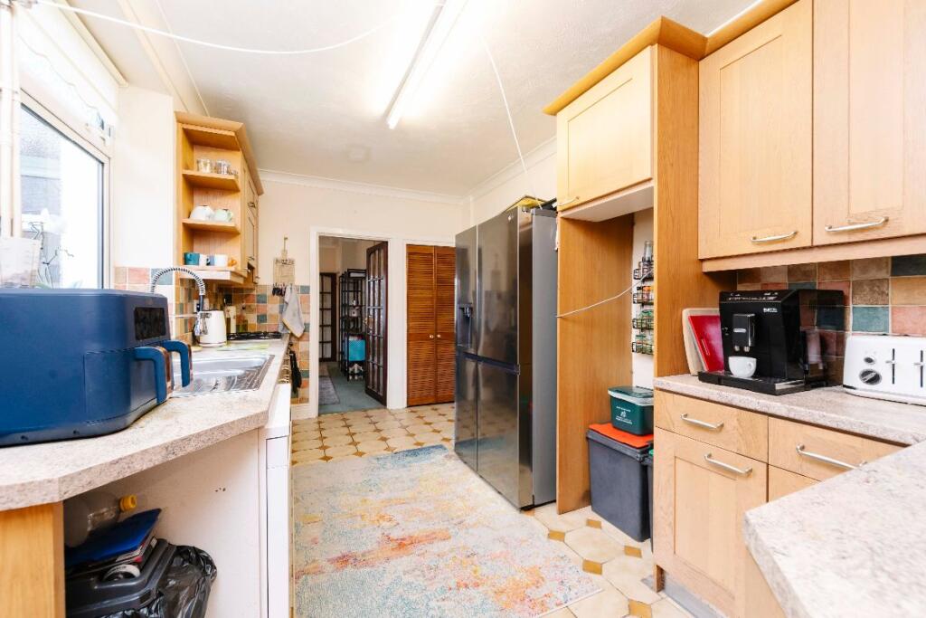 Additional image 11 of Brynheulog, High Street, Trelewis, Treharris