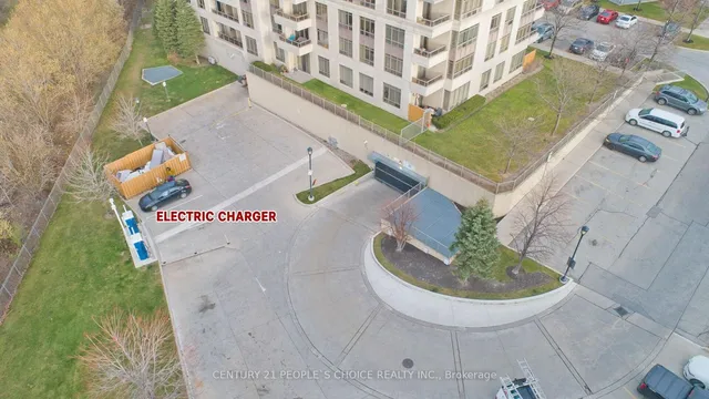 Additional image 3 of 700 Humberwood Blvd Unit 1027