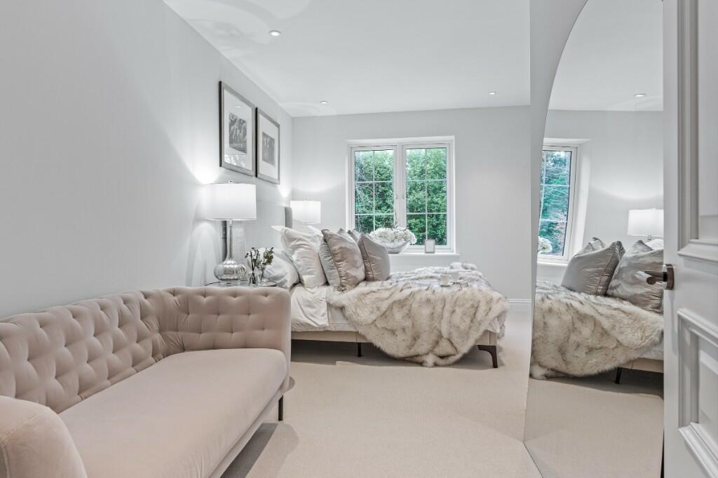 Additional image 7 of Caddington House, Digswell, Welwyn, Hertfordshire, AL6