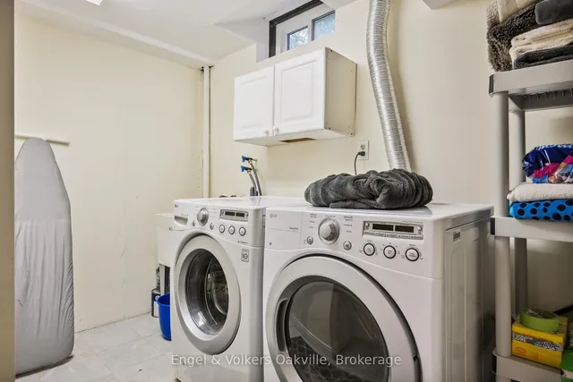 Additional image 28 of 1027 Elizabeth Pl