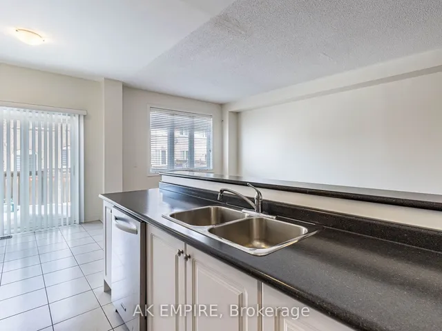 Additional image 23 of 856 Miltonbrook Cres