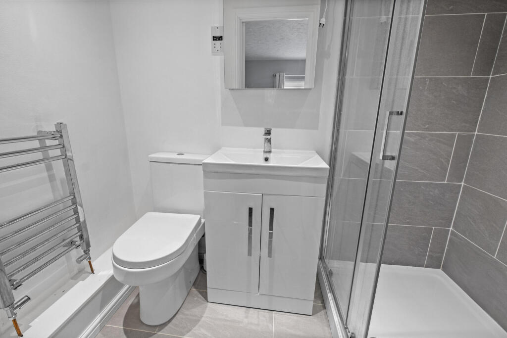 Additional image 16 of Iron Way, Bromsgrove. B60