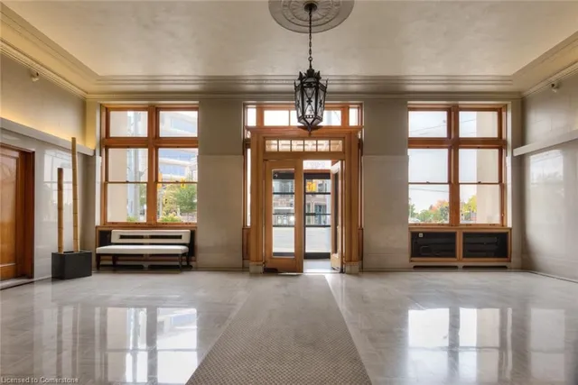 Additional image 27 of 404 King St Unit 610