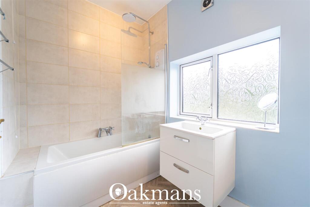 Additional image 20 of Chestnut Road, Oldbury