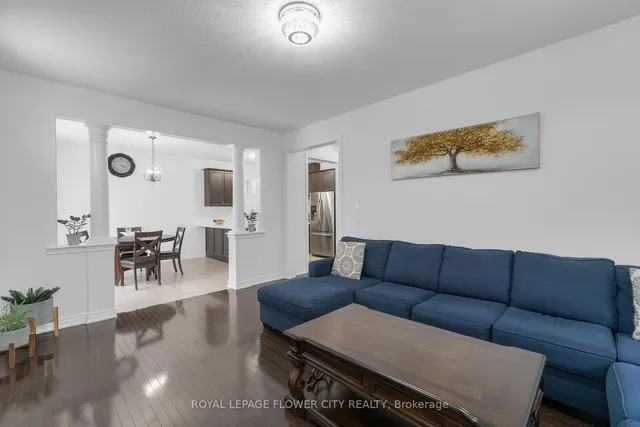 Additional image 12 of 28 DRUMMONDVILLE Dr