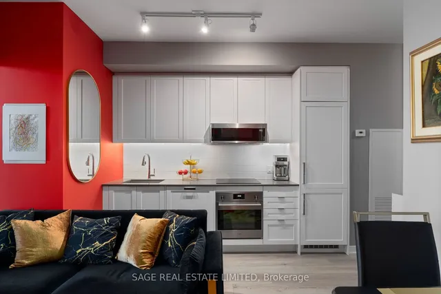 Additional image 4 of 250 Lawrence Ave Unit 703